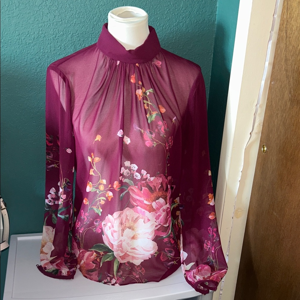 PENDING SALE 🛑 Ted Baker - Size 1 (Small) Sheer Blouse